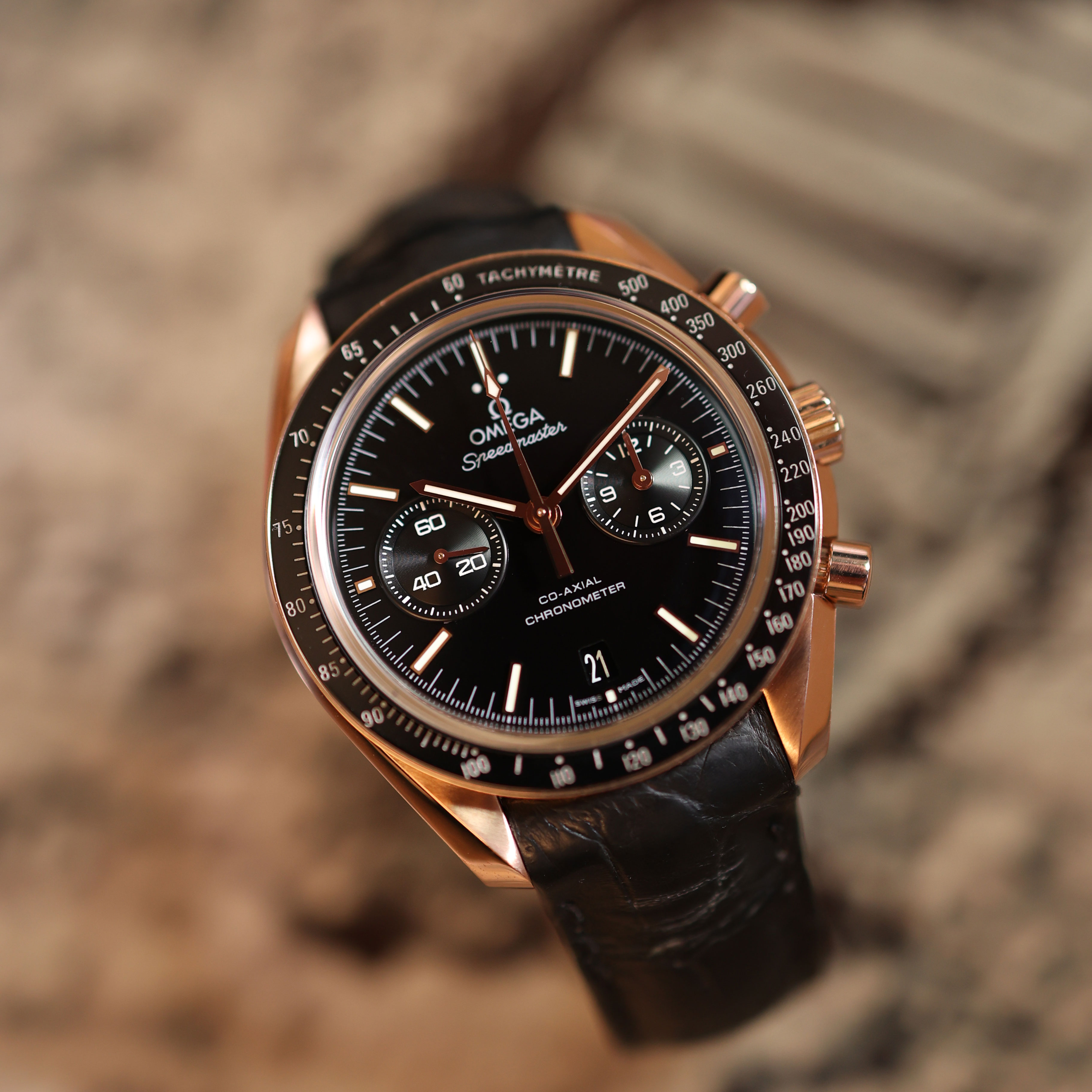 Omega speedmaster rose gold watch sales