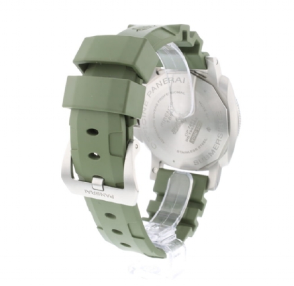 panerai green submersible