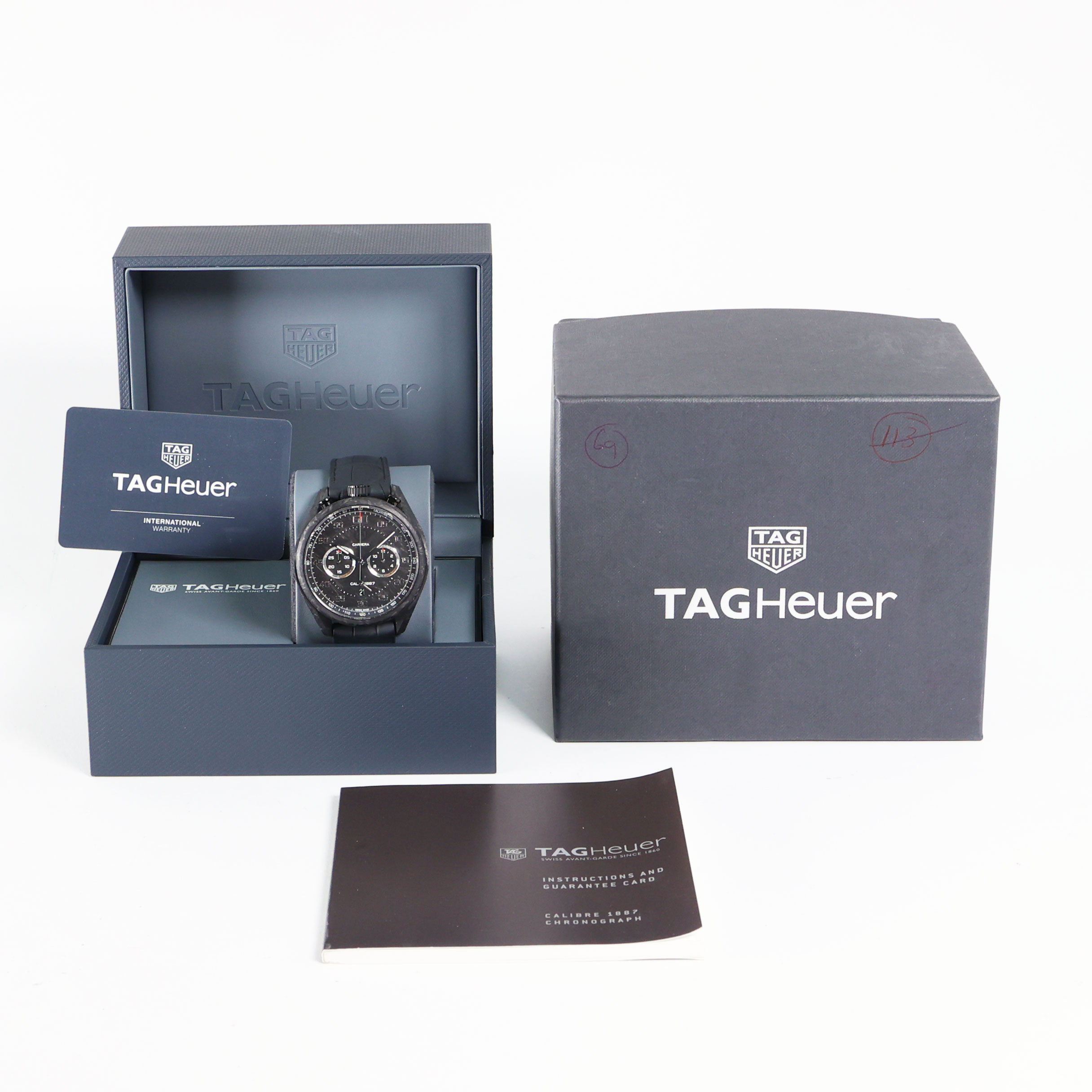 Carrera Calibre 1887 Black Carbon Tag Heuer Exclusive watches